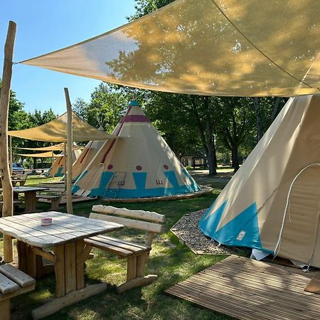 Tipi Illinois Leilighet Falkenburg Eksteriør bilde